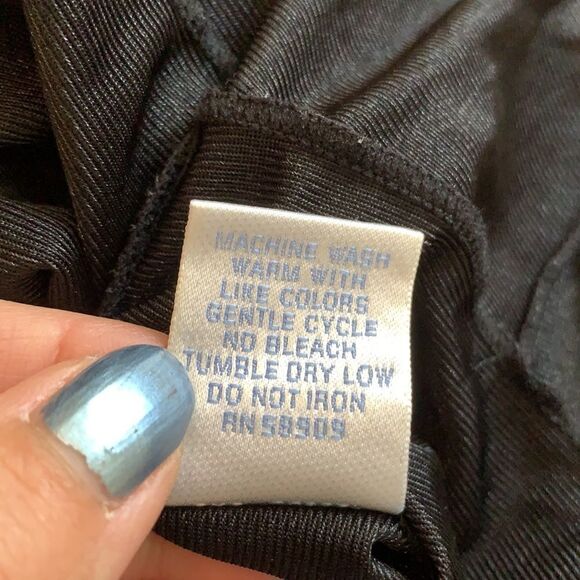 Cabernet black nylon camisole with lace - Picture 6 of 6